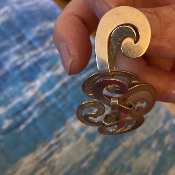 Sterling Silver.925 Pendant is substantial - Picture 7 of 9